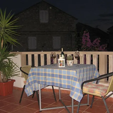 16404b Apartament